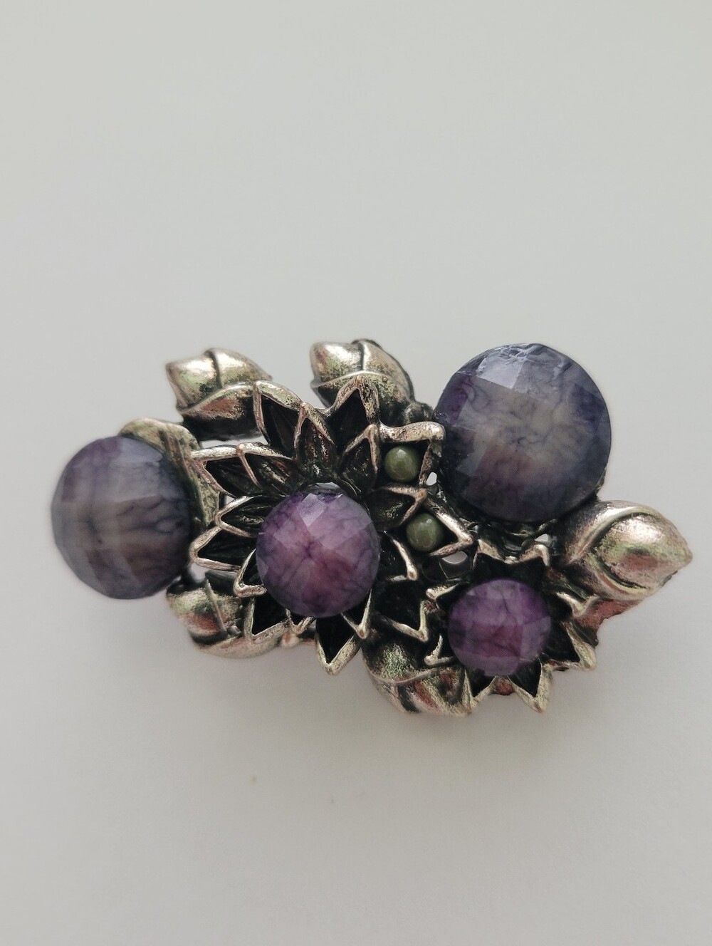 Vintage Flower Brooch Pin Purple Acrylic Cabochon Silver Tone Retro Glam Fashion